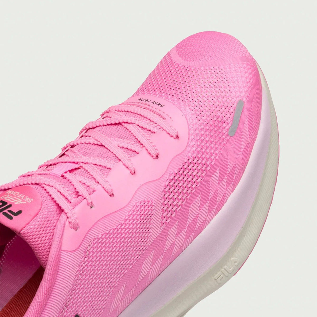 TENIS FILA AERO SKYFOAM