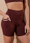 Short Duo Lines com Bolsos Timeless Thais Ferreira